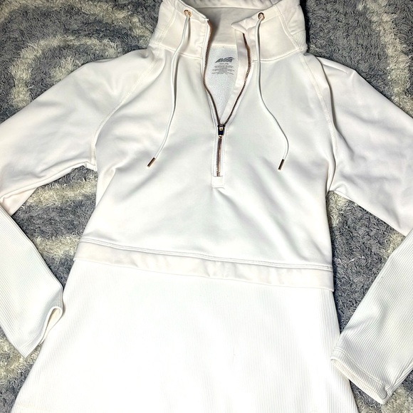 Avia long sleeve white gold quarter neck top small - Picture 2 of 4